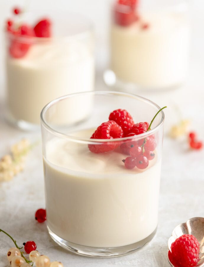 Bavarian Cream Recipe with Berries
