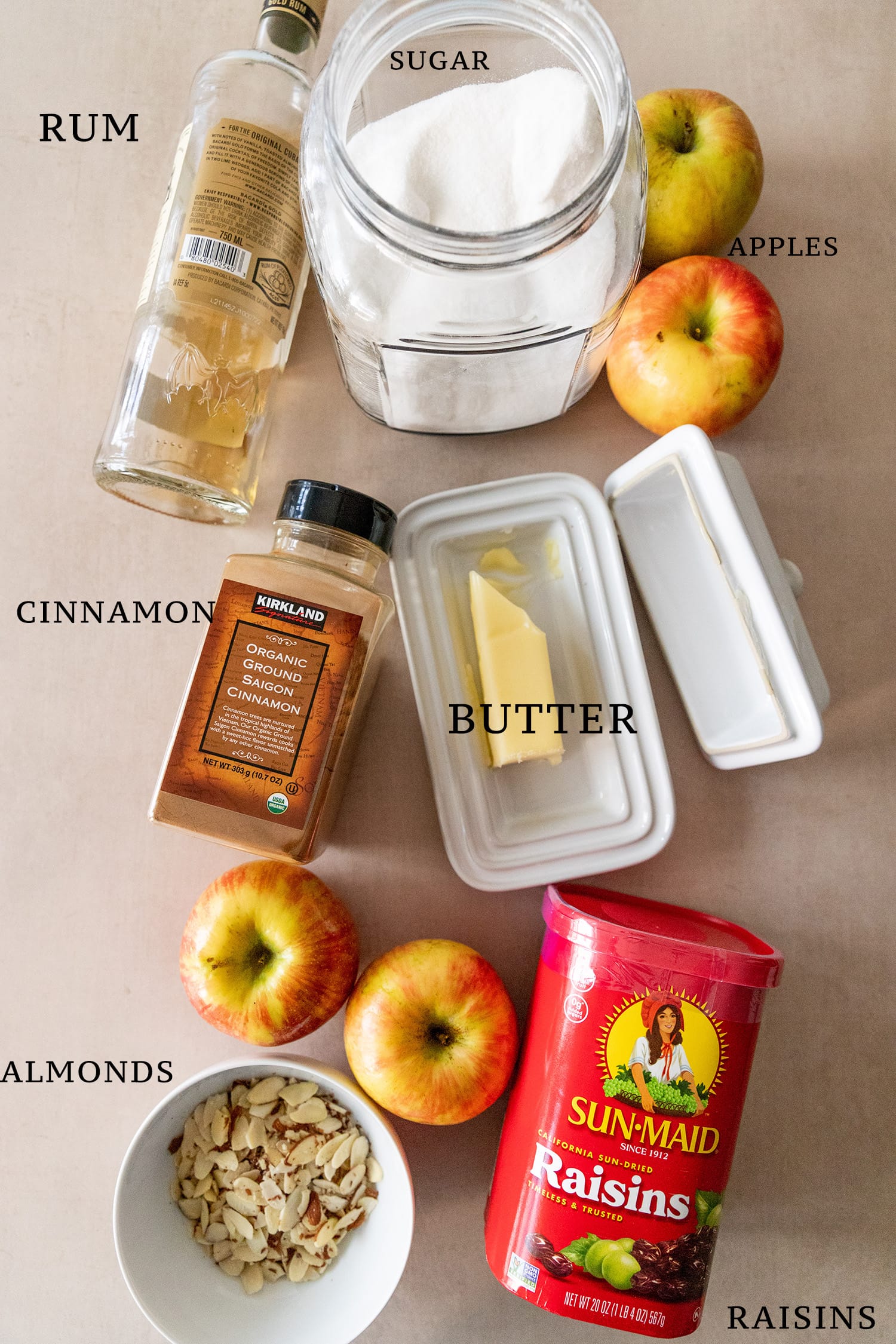 Ingredients needed to make German baked apples.