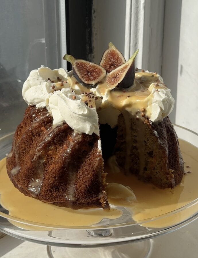 Simple Carrot Cake