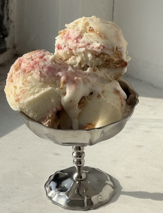 Chamomile Rhubarb Graham Cracker Ice Cream