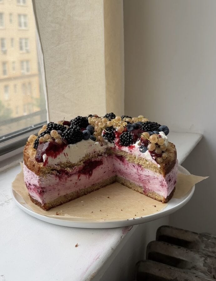 Blackberry Almond Cream Cake