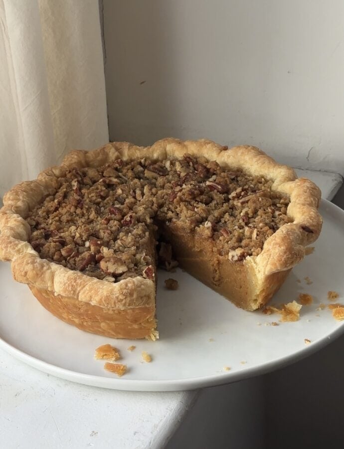 Sweet Potato Pecan Crumble Pie